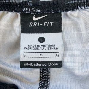 nike boys basketball shorts, boys large